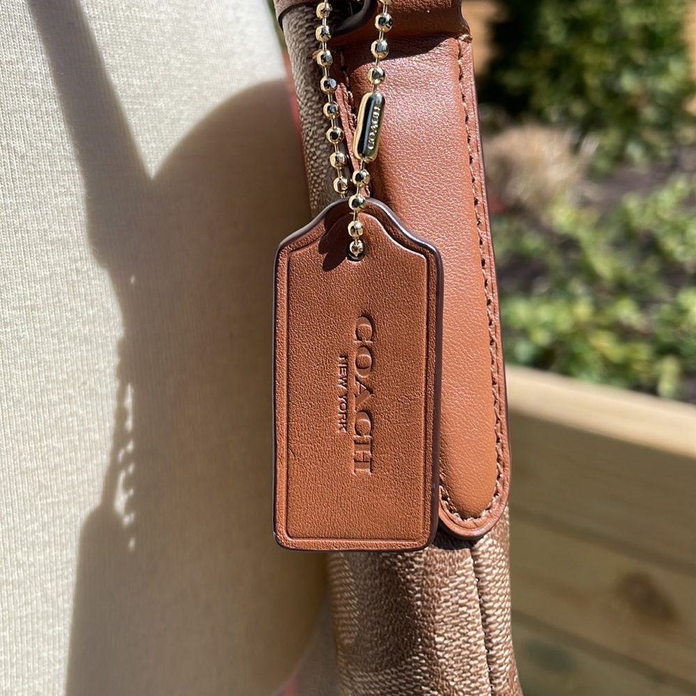COACH (NEW) Varsity Stripe File Bag in Signature Coated Canvas (F38402) - Picture 6 of 10